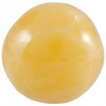 Куля з бурштину