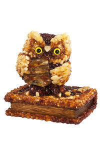 Статуэтка инкрустированная янтарем «Сова»
