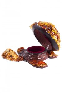 Шкатулка «Черепаха» інкрустована бурштином