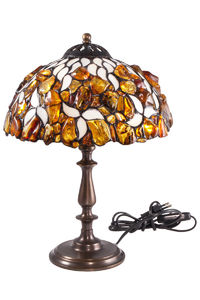 Лампа из янтаря и белого витражного стекла