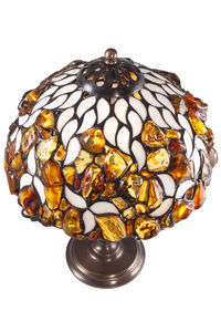 Лампа из янтаря и белого витражного стекла