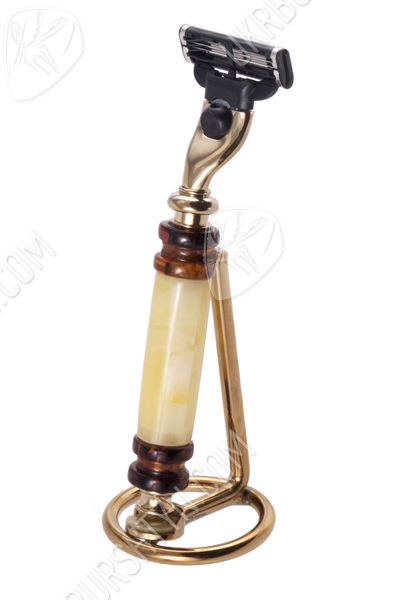 Бритвенный станок на подставке